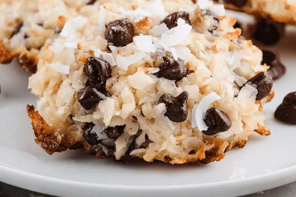 Chunky Chocolate Chip Shortbread