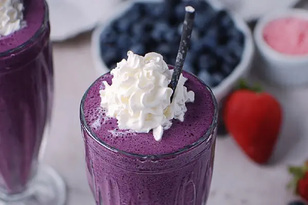 Cheesy Garlic Crusted Lamb