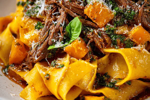 Braised Beef with Peppers and Cherry Tomatoes