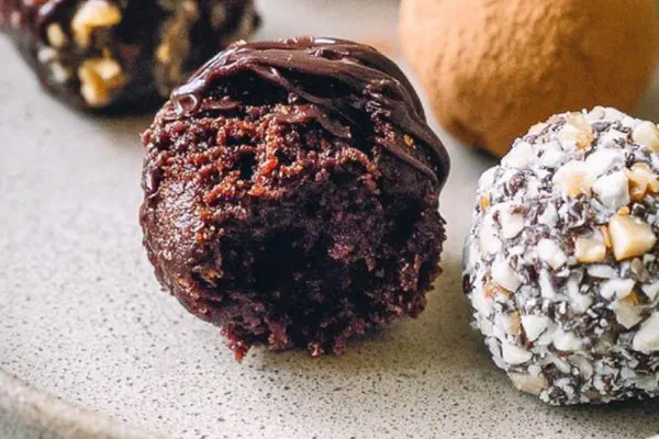 Cheesy Garlic Crusted Lamb